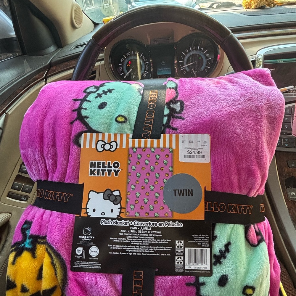 Hello Kitty frankstein blanket
